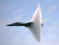 0701091140 M shockwave f18